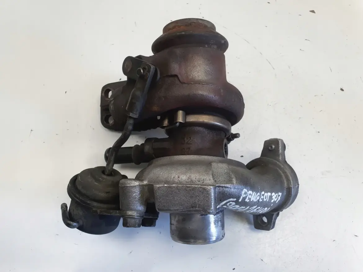 Peugeot 307 1.6 HDI TURBOSPRĘŻARKA turbo 9657603780