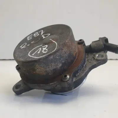 BMW E87 2.0 D POMPA WAKUM VACUM