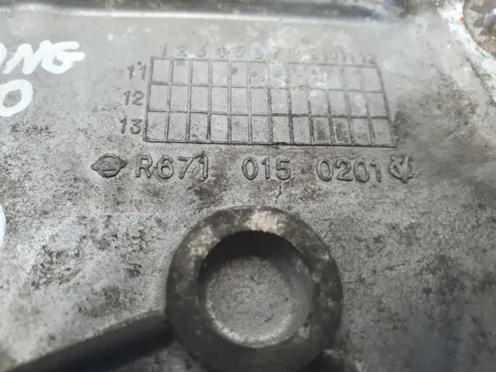 SsangYong Korando III 2.0 D XDI OBUDOWA ROZRZĄDU osłona R671-015-0201