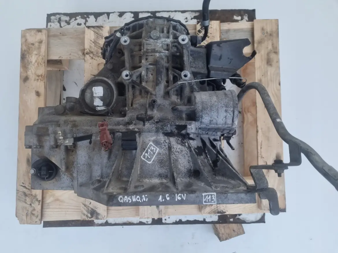 Nissan Qashqai 1.6 16V AUTOMATYCZNA SKRZYNIA BIEGÓW automat 2WD