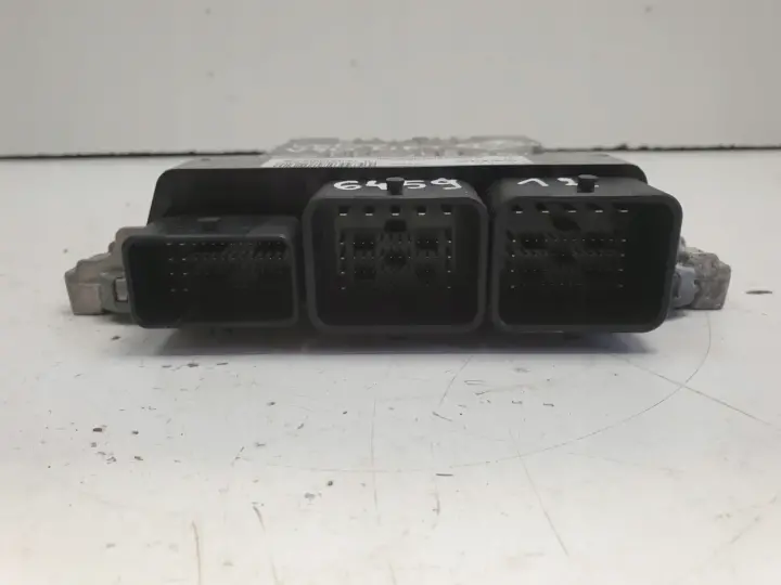 a8e1f9009cada3d9e9bb772b0fd3401d