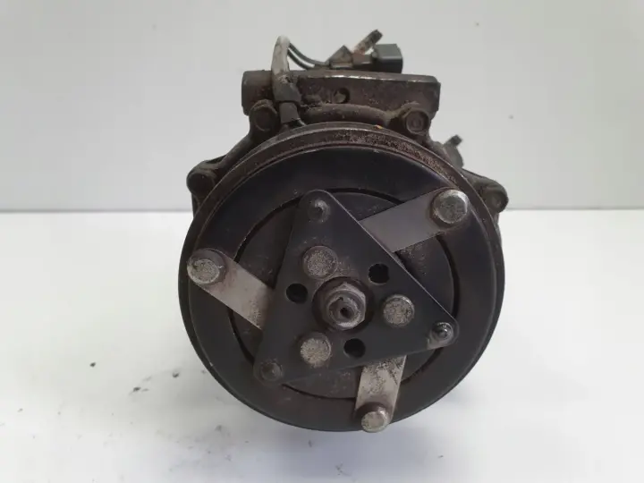 a084fe3069fd5a61acaffcc630b80a13