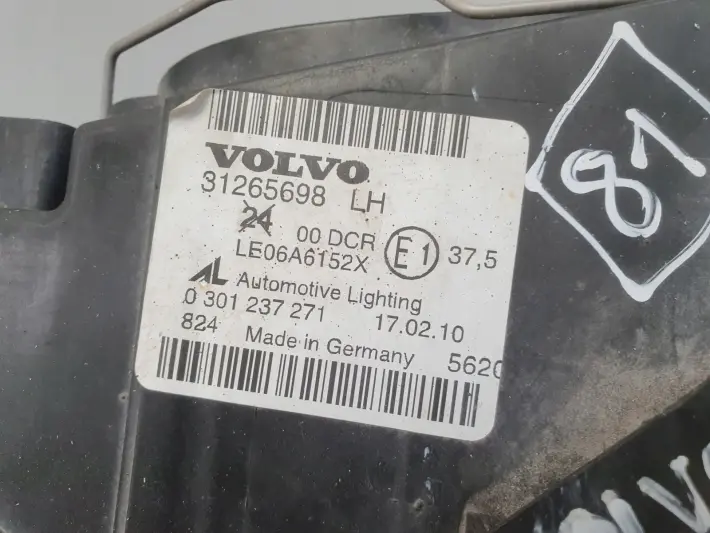 Volvo S40 II V50 LIFT XENON PRZEDNIA LAMPA LEWA lewy przód 31265698