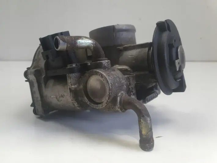 Daewoo Lanos 1.6 16V PRZEPUSTNICA