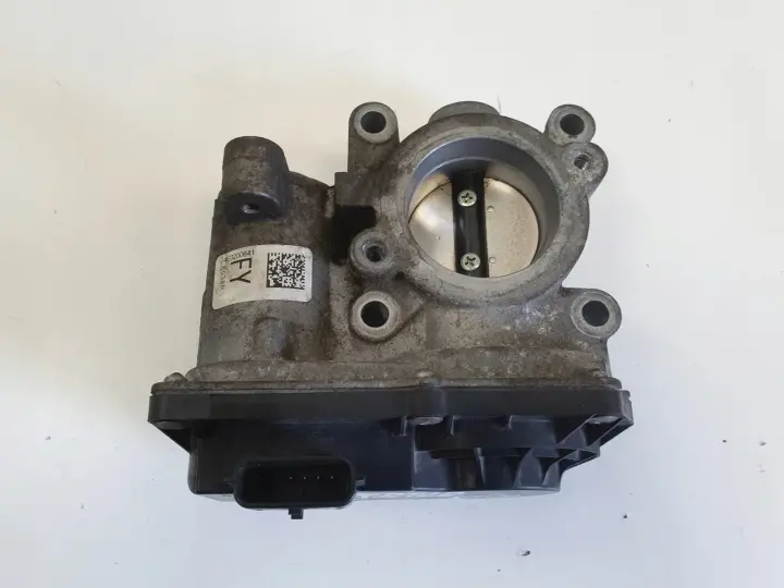Dacia Duster I 1.2 TCe PRZEPUSTNICA 161206038R