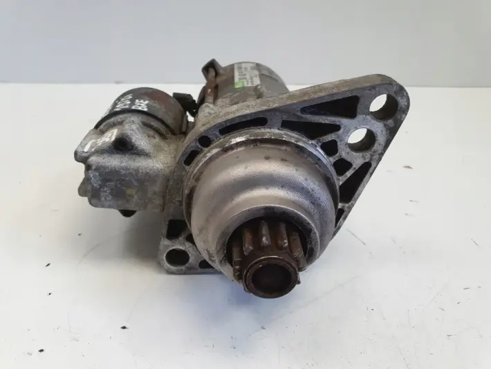 VW Golf V 1.9 TDI ROZRUSZNIK valeo 02Z911023H