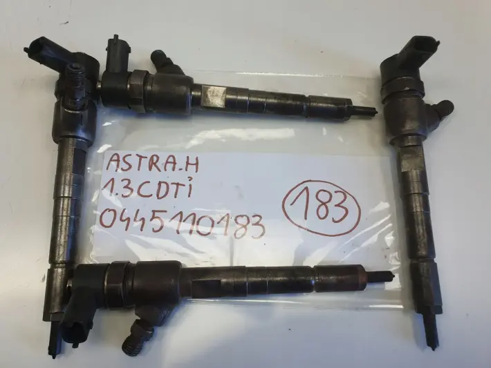 Opel Astra III H 1.3 CDTI WTRYSKIWACZ wtrysk 0445110183