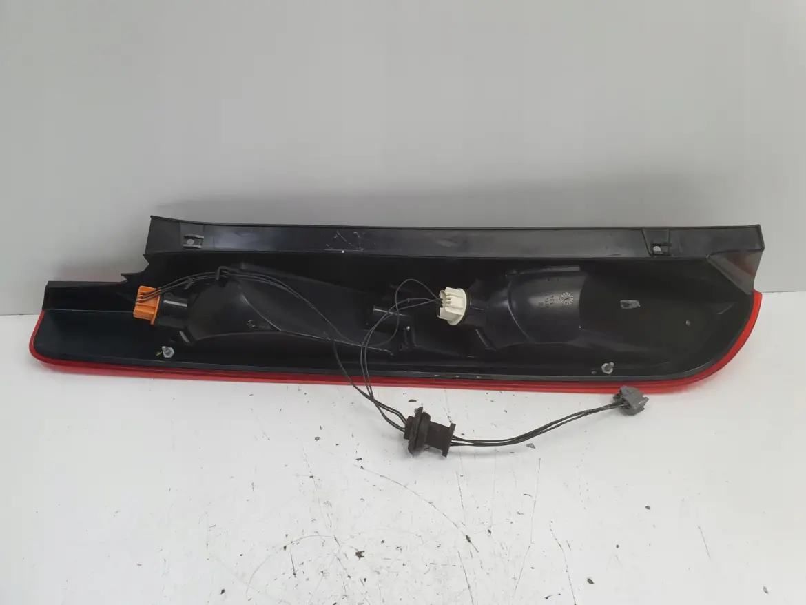 Ford Focus MK2 lift 07-11r TYLNA LAMPA PRAWA prawy tył pasażera