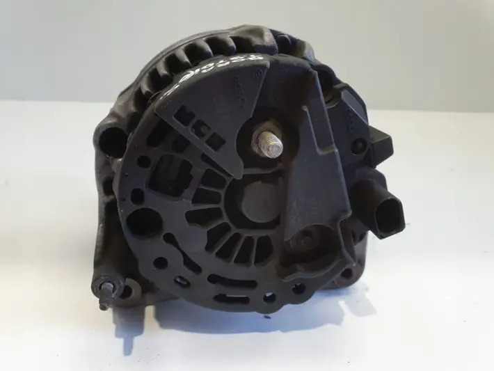 Audi A3 8L Golf IV 1.9 TDI ALTERNATOR 0123515021 038903023L 90A