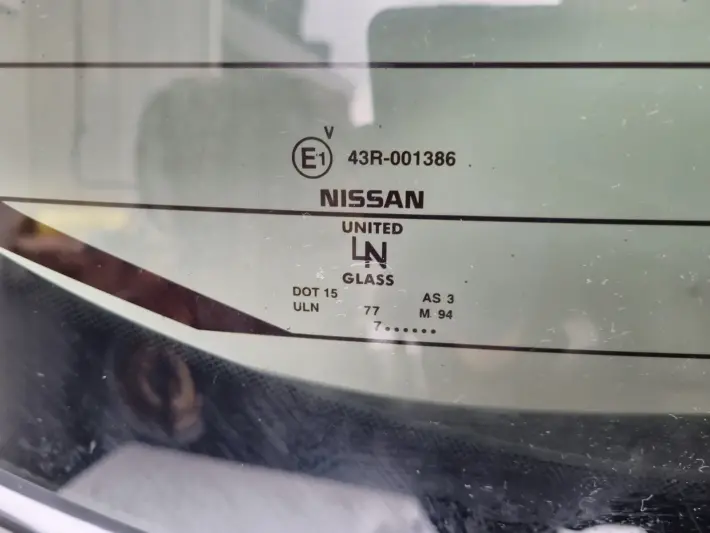 Nissan Pathfinder III R51 TYLNA TYLNIA KLAPA BAGAŻNIKA TYŁ czarna czarny