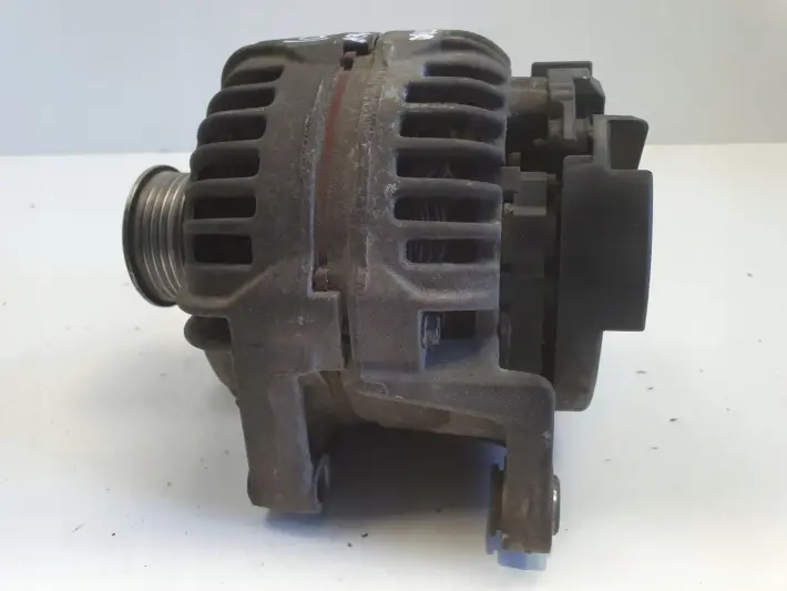 Opel Zafira B 1.8 16V ALTERNATOR 100A 0124425020 bosch