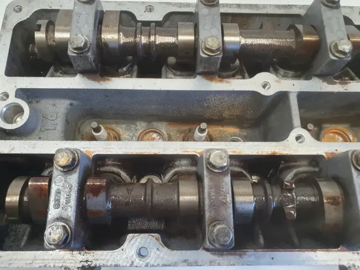 Ford Focus MK2 II 1.6 16V GŁOWICA CYLINDRÓW 7S7G-6090-CB