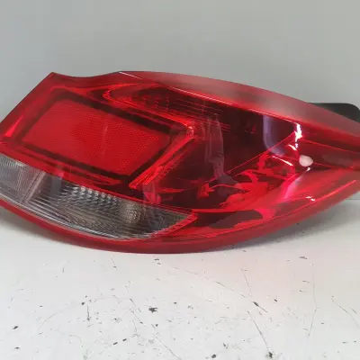 Opel Insignia A HB TYLNA LAMPA PRAWA prawy tył pasażera anglik