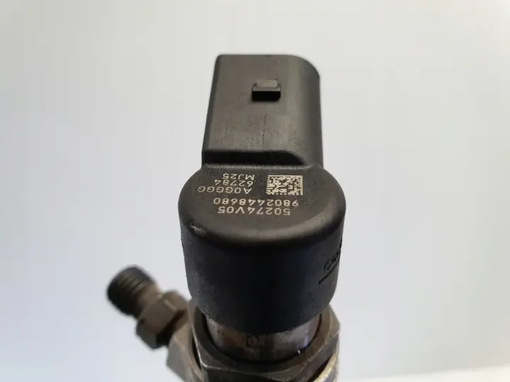 Volvo Peugeot Citroen Mazda 1.6 HDI D WTRYSKIWACZ wtrysk 9802448680