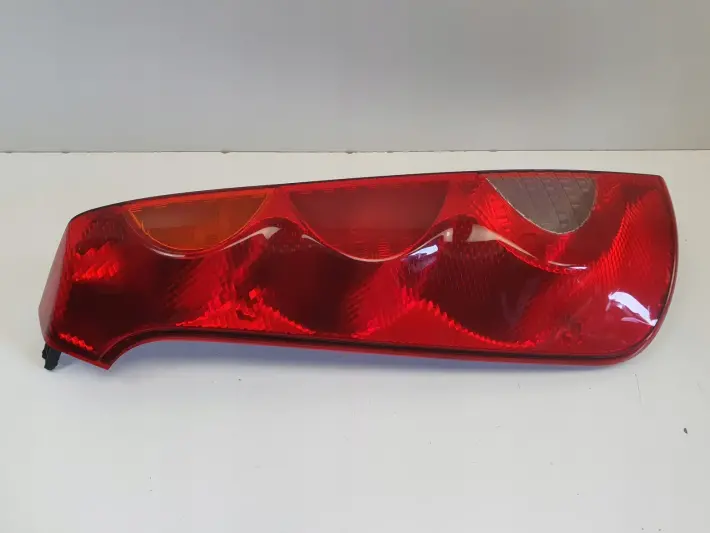 Nissan Note I 06-12r TYLNA LAMPA LEWA lewy tył tylnia