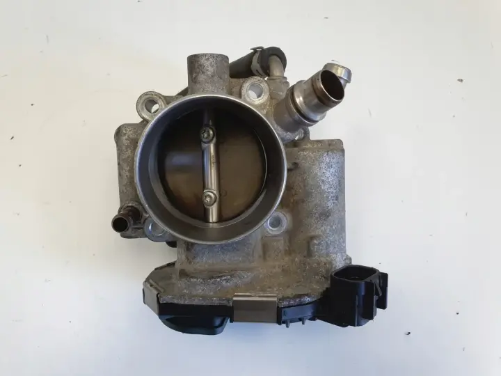 Opel Insignia 1.8 16V PRZEPUSTNICA 0280750245 bosch 55561495