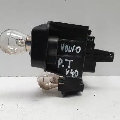Volvo V40 II WKŁAD TYLNEJ LAMPY ŻARÓWKI TYLNEJ PRAWEJ PRAWY TYŁ 31299833