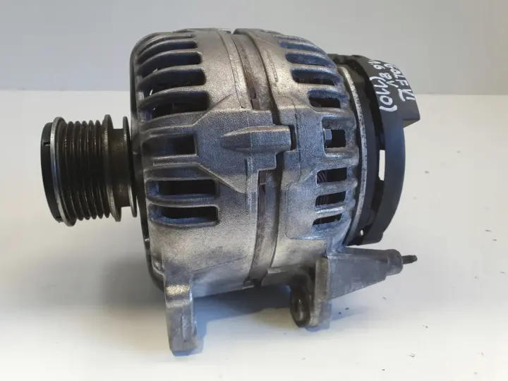VW Golf VI 2.0 TDI ALTERNATOR bosch 06F903023F 140A