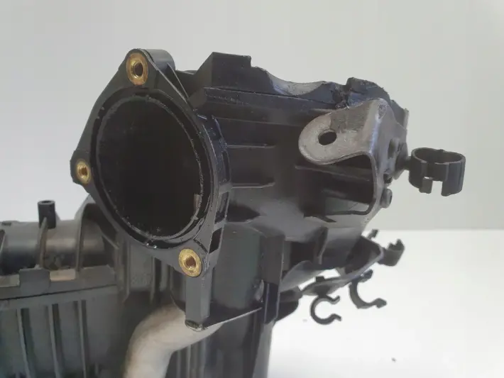 BMW E87 E90 2.0 D KOLEKTOR SSĄCY 7797384