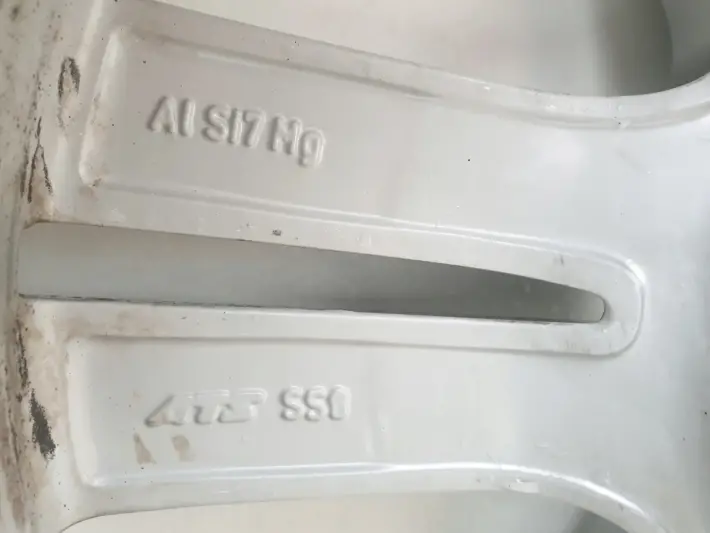 VW Passat B7 ORYGINALNA FELGA ALUMINIOWA KOŁO ALUFELGA 17 R17 3AA601025M