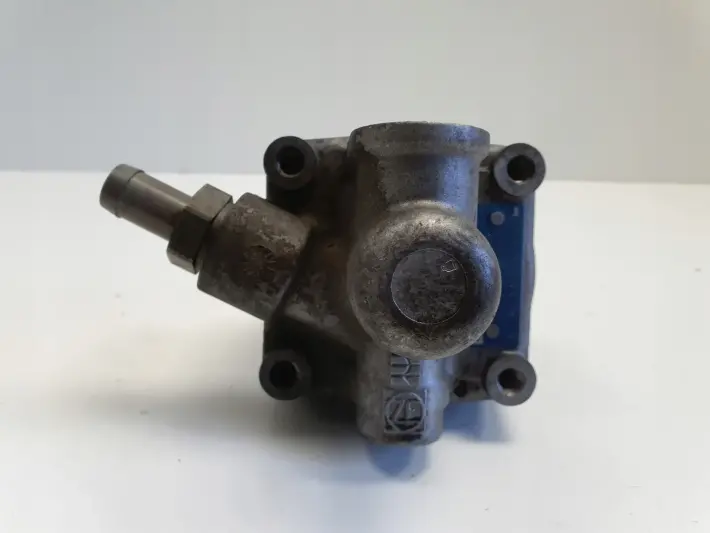 Audi A6 C4 2.5 TDI POMPA WSPOMAGANIA 048145155F