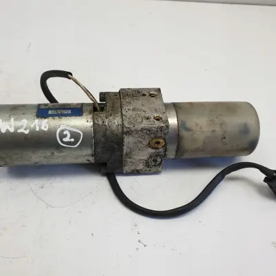 Mercedes C216 W216 POMPKA KLAPY BAGAŻNIKA Siłownik