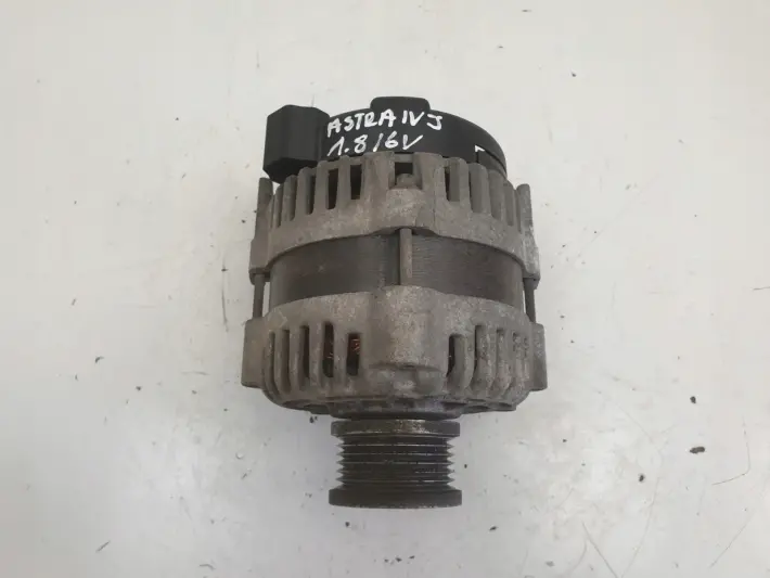 Opel Astra IV J 1.8 16V ALTERNATOR 13500577 100A