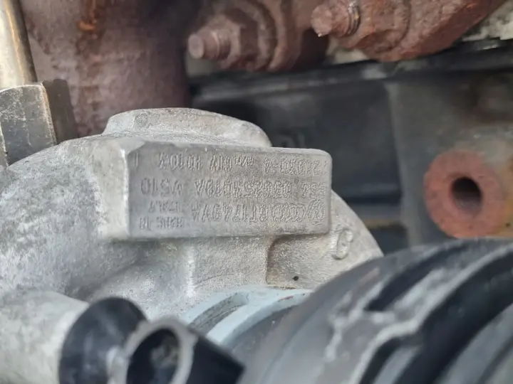 SILNIK KOMPLET VW Touran 2.0 TDI 140KM BKD