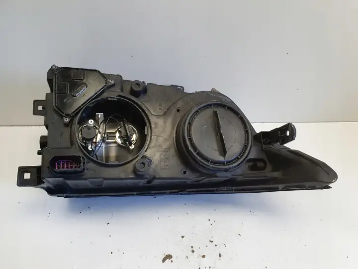 VW Crafter PRZEDNIA LAMPA LEWA lewy przód EUROPA 1ER247017-02 9068200161