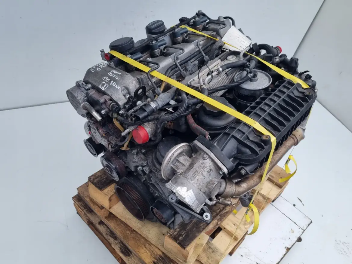 SILNIK KOMPLET Mercedes W203 2.2 CDI udokumentowane 190tyś 611962