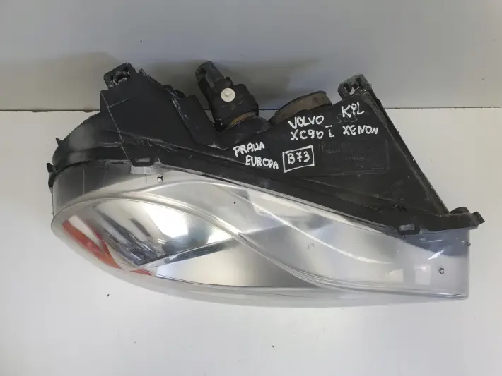 Volvo XC90 XENON PRZEDNIA LAMPA PRAWA prawy przód 30698814 EUROPA KOMPLETNA