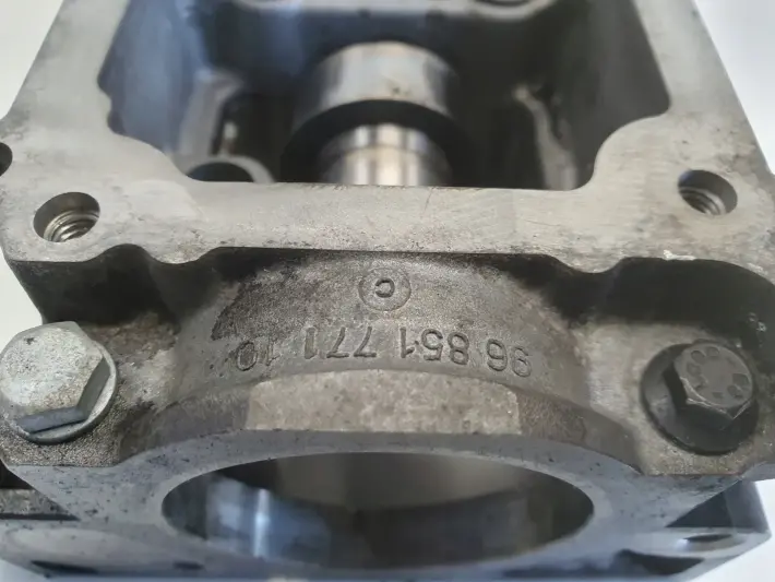 Citroen C4 II 1.6 HDI WAŁEK ROZRZĄDU podstawa 9685052710