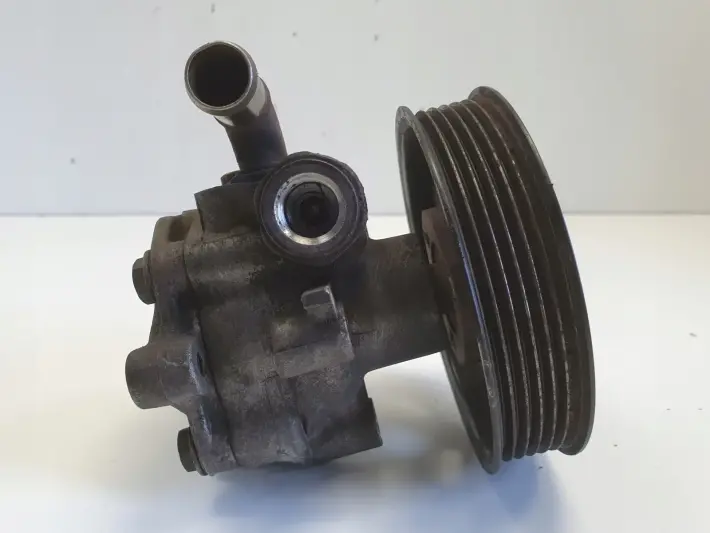 VW Transporter T5 2.0 8V POMPA WSPOMAGANIA