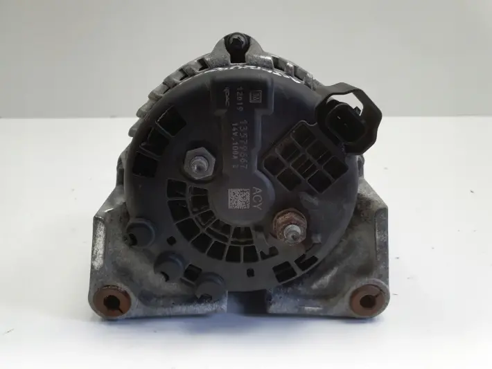 Opel Astra IV J 1.6 16V ALTERNATOR 13579667 ACY 100A