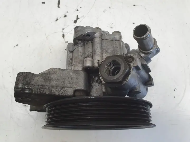 Land Rover Freelander 2.0 TD4 POMPA WSPOMAGANIA QVB101453