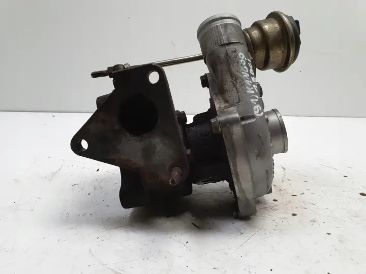 ef3542bf4d2c17feafadfc39ab4510d7