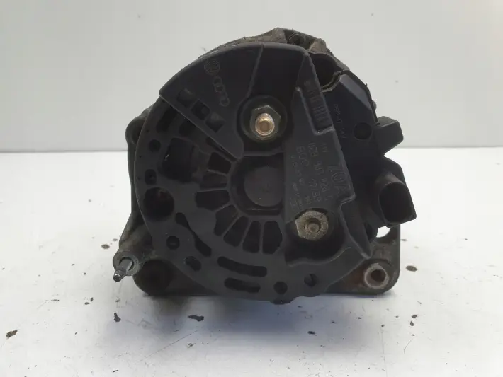 Audi A3 8L 1.6 8V ALTERNATOR bosch 028903028C 70A