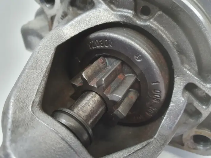 Mercedes W203 2.3 K ROZRUSZNIK 0001107403 bosch