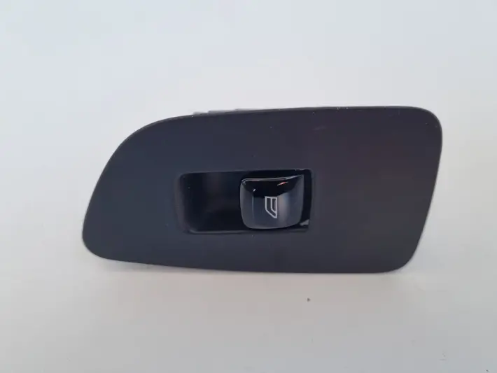 Volvo S90 II V60 II S60 III XC60 II PRAWY PANEL SZYB 31376458