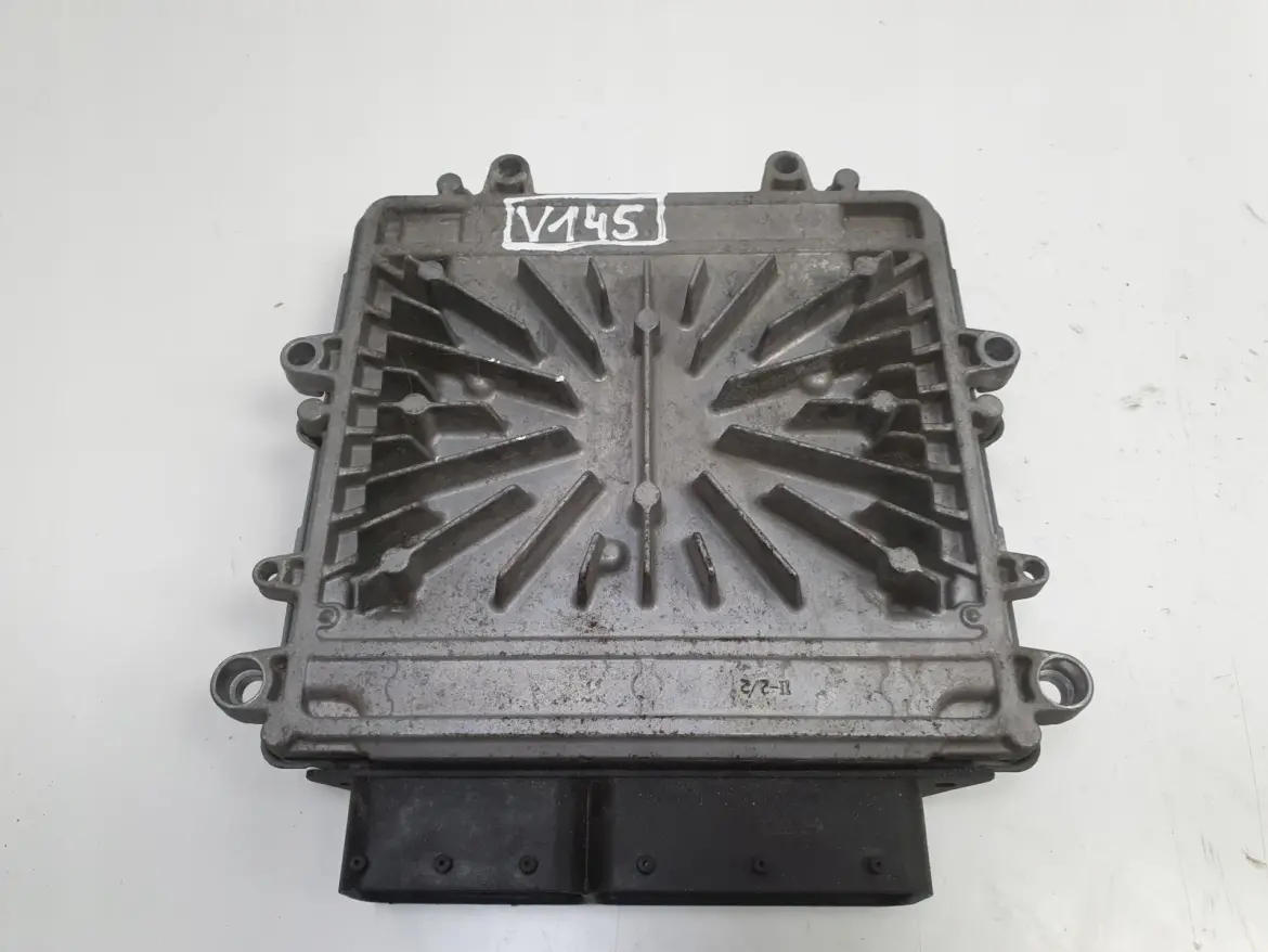 Volvo S60 II V40 II 2.0 D3 STEROWNIK SILNIKA komputer 31336983 0281018414