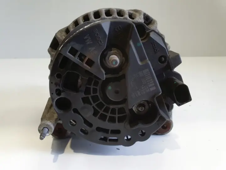 Skoda Octavia II 2.0 TDI ALTERNATOR bosch 06F903023F 140A