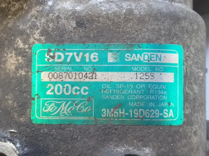 03b2e3dbaf4db146db9435392d84f825