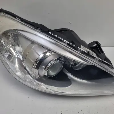 Volvo V60 S60 II PRZEDNIA LAMPA PRAWA prawy przód XENON EUROPA 31299991