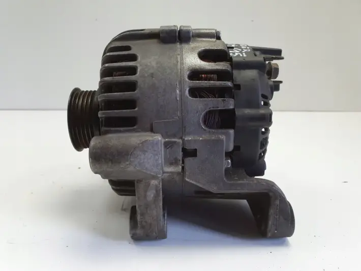 Land Rover Freelander 2.0 TD4 ALTERNATOR valeo YLE500170