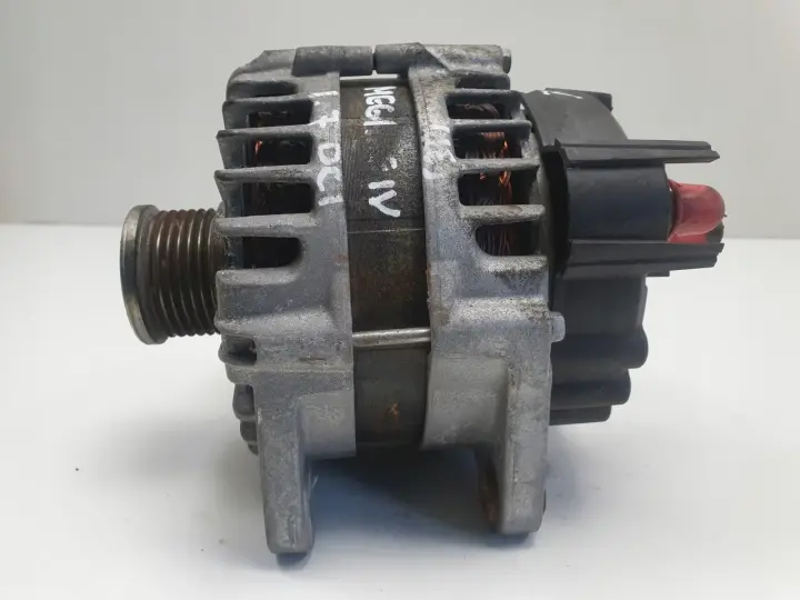 Renault Megane IV 1.7 dCi ALTERNATOR 231001847R 2716544B FGN23S082 230A RN