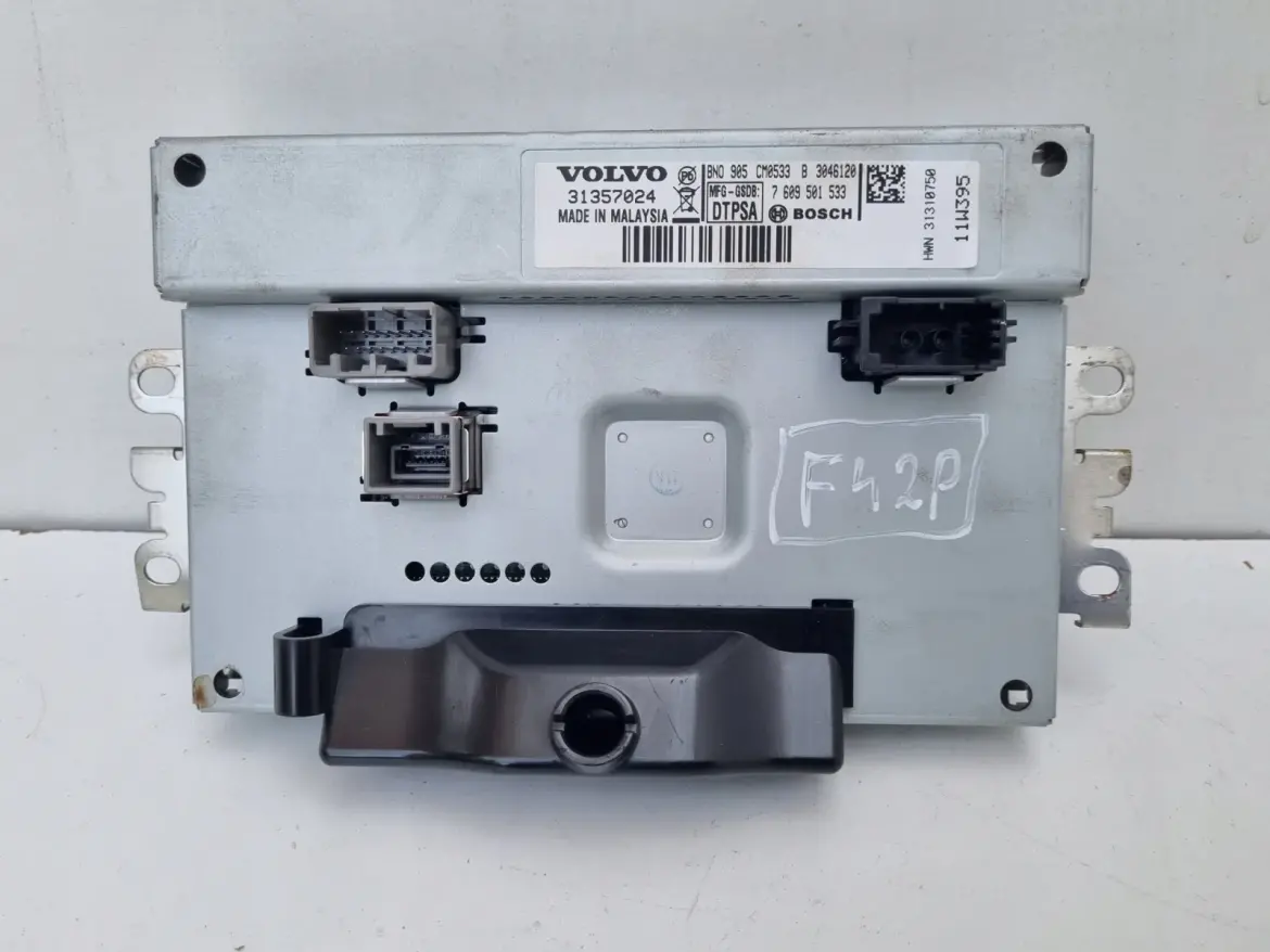 Volvo XC70 II S80 II V70 III EKRAN NAWIGACJI Wyświetlacz 31357024