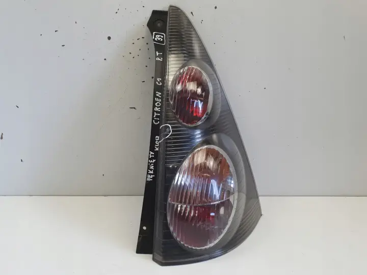 Citroen C1 05-14r TYLNIA TYLNA LAMPA PRAWA prawy tył