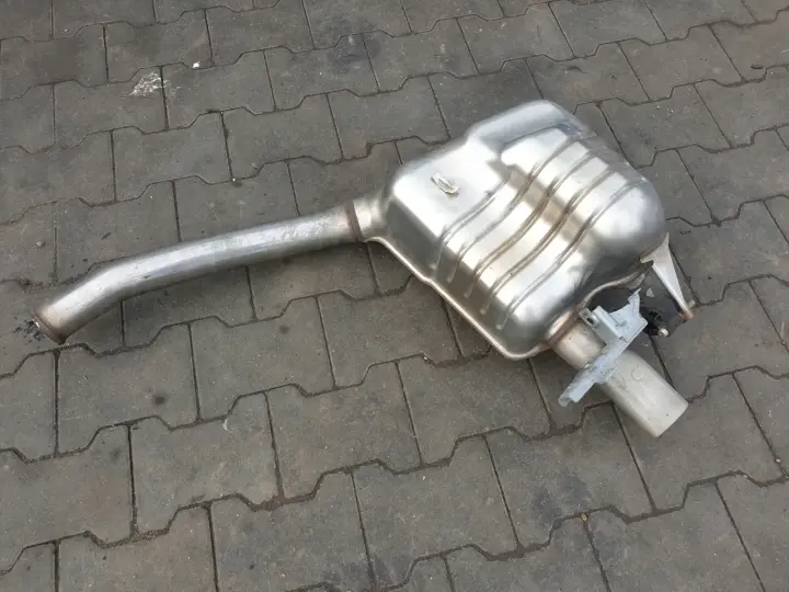 Mercedes W238 COUPE 3.0 V6 AMG TŁUMIK LEWY TYŁ