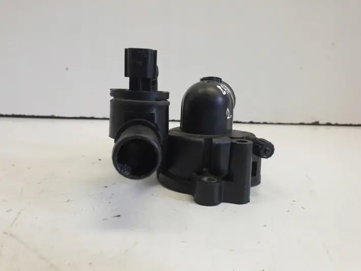 Renault Laguna III 2.0 DCI OBUDOWA TERMOSTATU