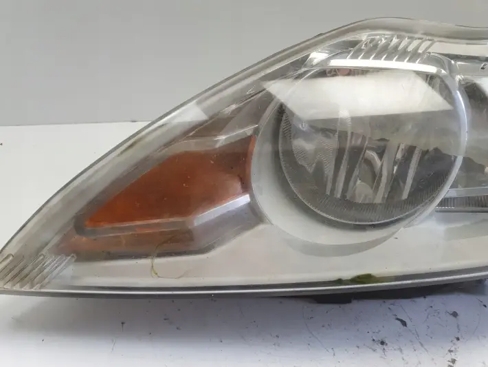 Ford Focus mk2 lift 07-11 PRZEDNIA LAMPA LEWA lewy przód anglik